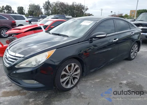 2014 Hyundai Sonata Se z USA, uszkodzony, nr VIN 5NPEC4AC4EH835669